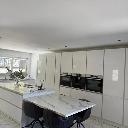 Maison Complete Sur Saint Quentin En Yvelines